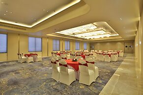 Marigold- Newly Renovated Hotel