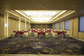 Marigold- Newly Renovated Hotel