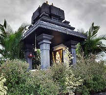 Marigold- Newly Renovated Hotel