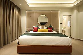 Marigold- Newly Renovated Hotel