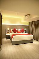 Marigold- Newly Renovated Hotel