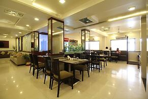 Marigold- Newly Renovated Hotel