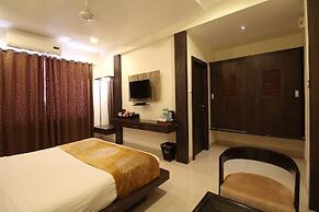 Marigold- Newly Renovated Hotel