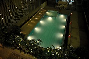 Marigold- Newly Renovated Hotel