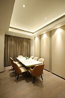 Marigold- Newly Renovated Hotel