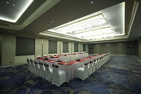 Marigold- Newly Renovated Hotel