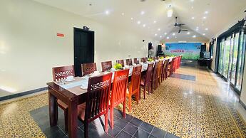 Hue Riverside Boutique Resort & Spa