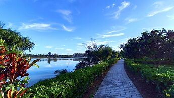 Hue Riverside Boutique Resort & Spa