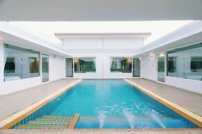 Bor Saen Pool Villa