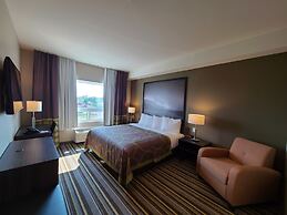 Super 8 by Wyndham Thompson