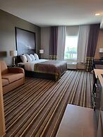 Super 8 by Wyndham Thompson