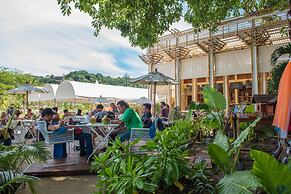 PP Charlie Beach Resort