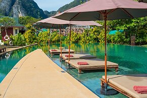 PP Charlie Beach Resort