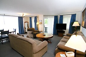 Heron's Landing Hotel