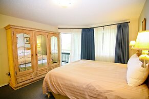 Heron's Landing Hotel