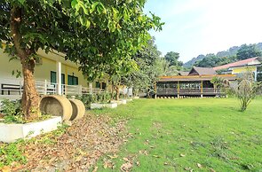 Phi Phi Chang Grand Resort & Spa