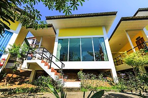 Phi Phi Chang Grand Resort & Spa