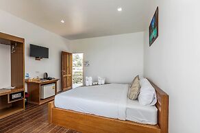 Phi Phi Chang Grand Resort & Spa