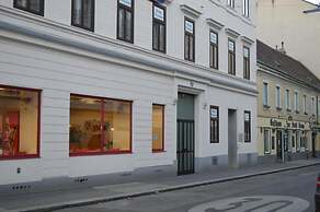 Hotel Pension Walzerstadt