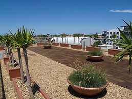Wyndel Apartments - Encore