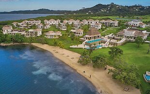 Las Verandas Hotel & Villas