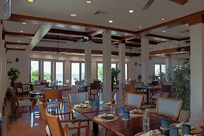 Las Verandas Hotel & Villas