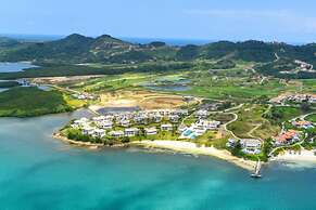 Las Verandas Hotel & Villas