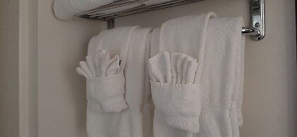 The Riverside Ranch RV Park, Motel & Campground