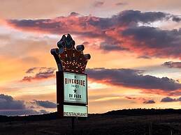 The Riverside Ranch RV Park, Motel & Campground