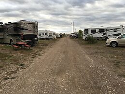 The Riverside Ranch RV Park, Motel & Campground