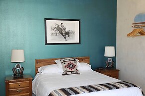 The Riverside Ranch RV Park, Motel & Campground