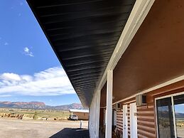 The Riverside Ranch RV Park, Motel & Campground