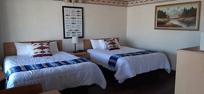 The Riverside Ranch RV Park, Motel & Campground