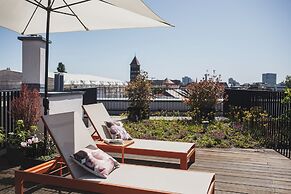 The Circus Apartments