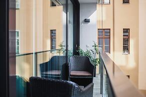 The Circus Apartments