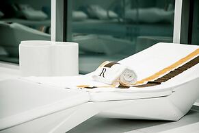 Renaissance Edmonton Airport Hotel