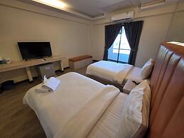 Tara Lake Hotel