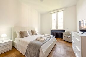 Milan Royal Suites & Luxury Apartments