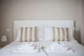 Milan Royal Suites & Luxury Apartments