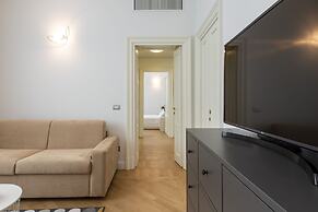 Milan Royal Suites & Luxury Apartments