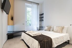 Milan Royal Suites & Luxury Apartments