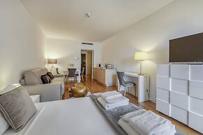 Milan Royal Suites & Luxury Apartments