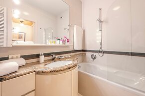 Milan Royal Suites & Luxury Apartments