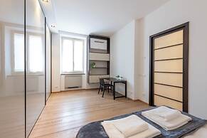 Milan Royal Suites & Luxury Apartments