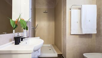 Milan Royal Suites & Luxury Apartments