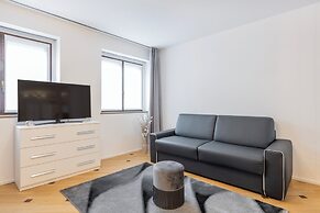 Milan Royal Suites & Luxury Apartments
