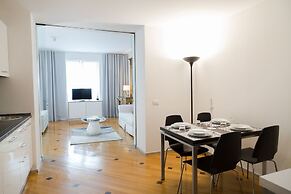 Milan Royal Suites & Luxury Apartments