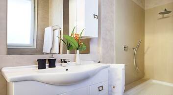 Milan Royal Suites & Luxury Apartments