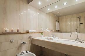 Milan Royal Suites & Luxury Apartments
