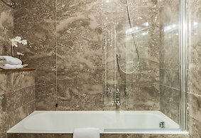 Milan Royal Suites & Luxury Apartments